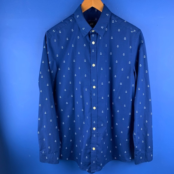 H&M Other - H&M slim-fit dress shirt